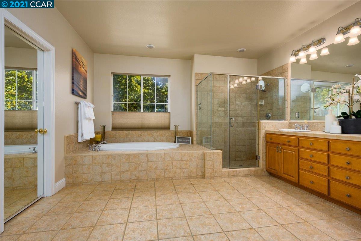 Undisclosed Address Danville, CA 94506 - Photo 19 of 40