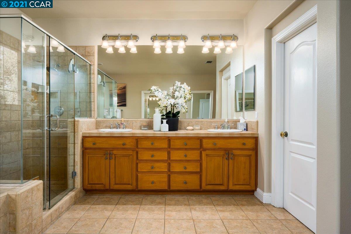 Undisclosed Address Danville, CA 94506 - Photo 20 of 40