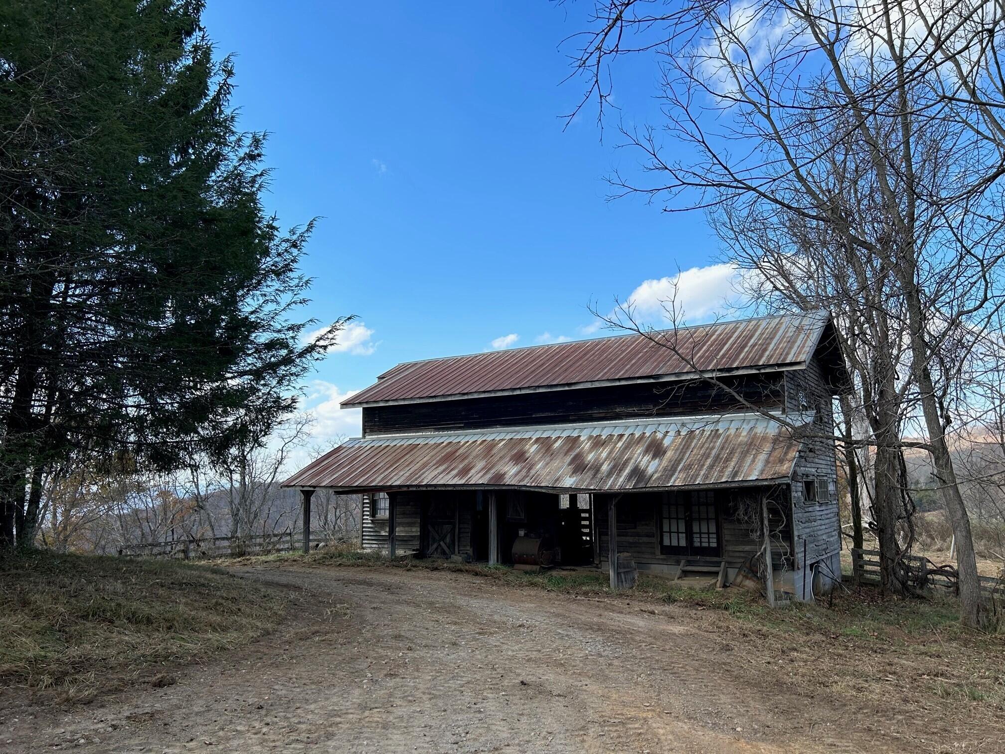Toulee Ridges Lane Sinks Grove, WV 24976 - Photo 13 of 50 Gallery Image 13