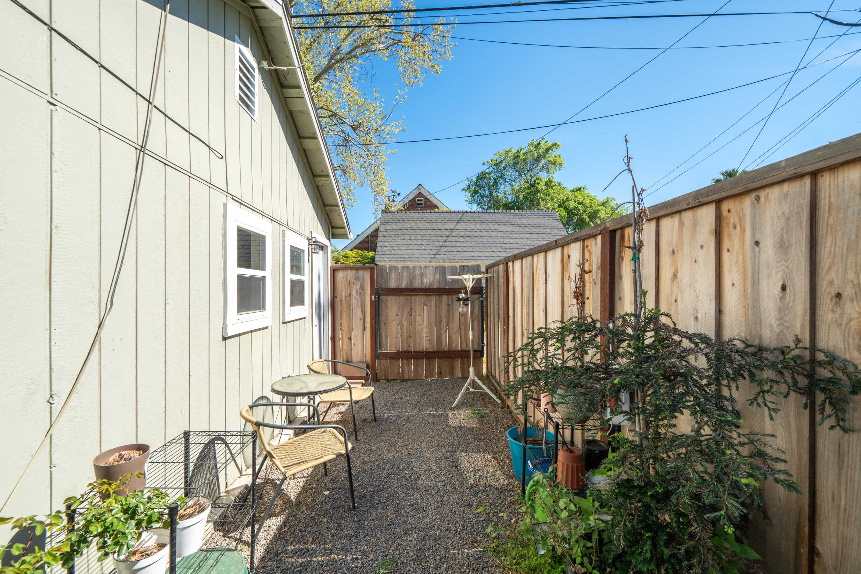 1158 Madison Street Red Bluff, CA 96080 - Photo 27 of 36 a backyard of a house with outdoor seating