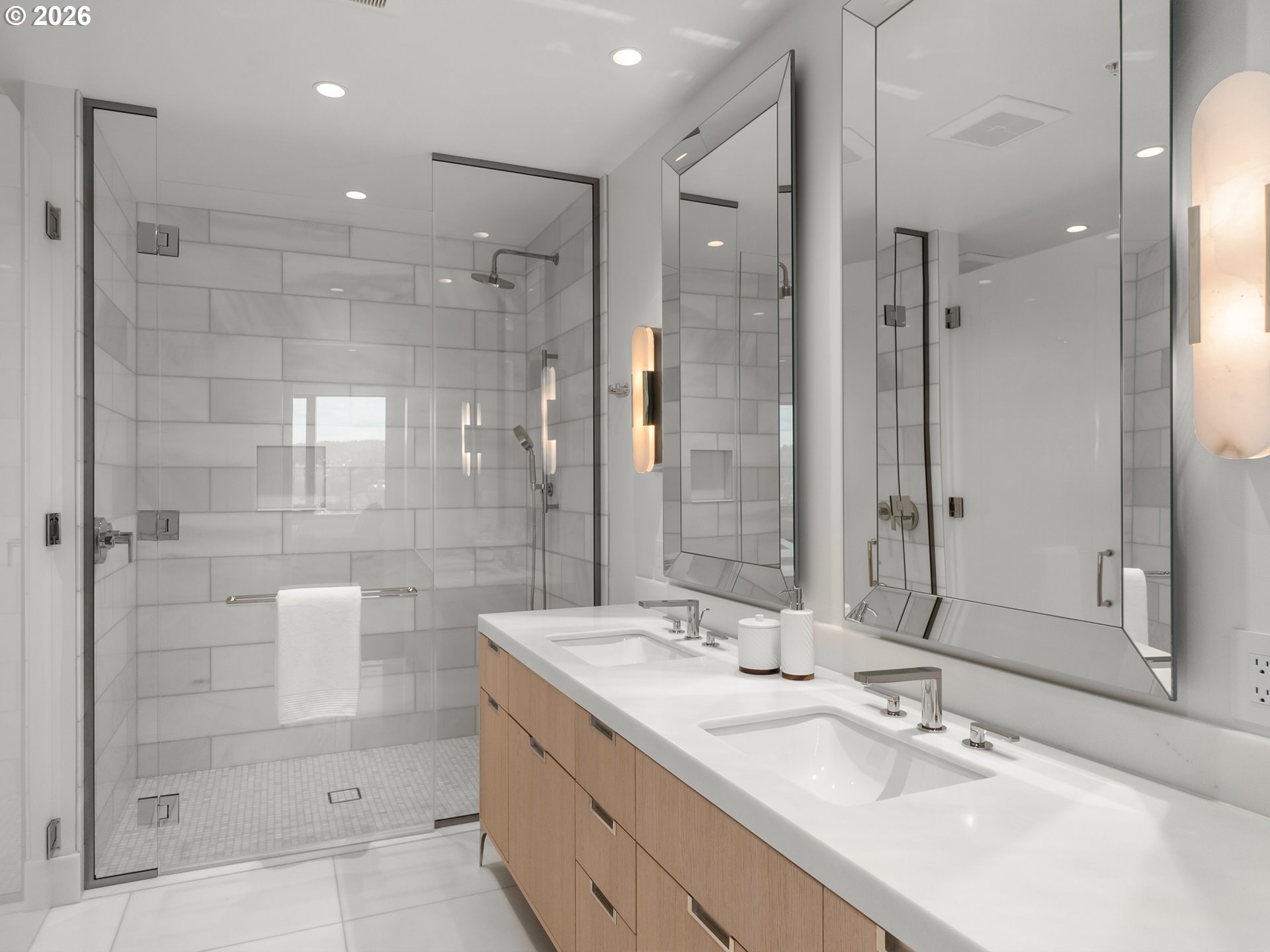 550 Southwest 10th Avenue, Unit 3002 Portland, OR 97205 - Photo 10 of 48