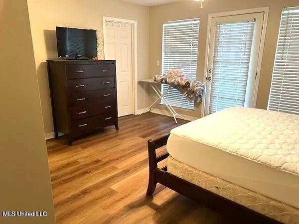 $1,300 | 3230 Cumberland Road, Unit 213, Ocean Springs, MS 39564