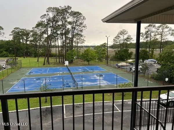 $1,300 | 3230 Cumberland Road, Unit 213, Ocean Springs, MS 39564