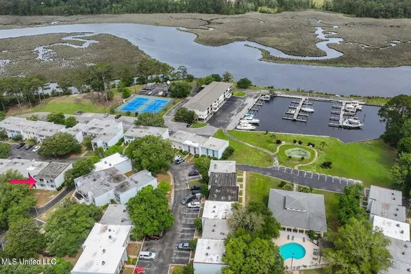 $1,300 | 3230 Cumberland Road, Unit 213, Ocean Springs, MS 39564