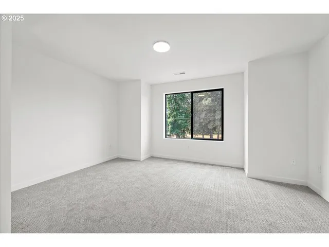 $449,900 | 5012 Northeast 113th Street, Vancouver, WA 98686