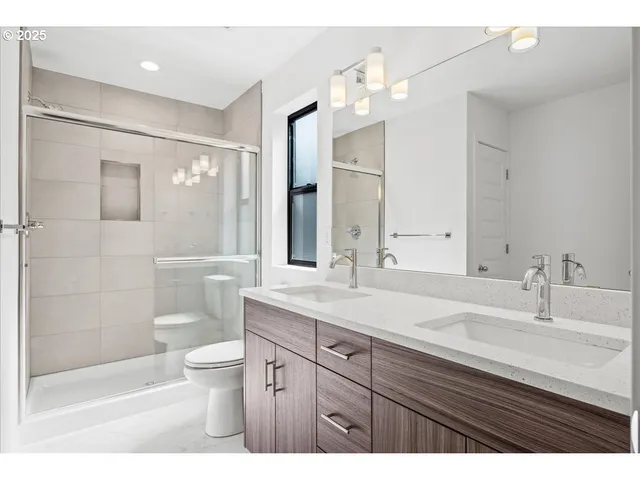 $449,900 | 5012 Northeast 113th Street, Vancouver, WA 98686