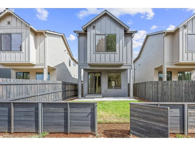 $449,900 | 5012 Northeast 113th Street, Vancouver, WA 98686