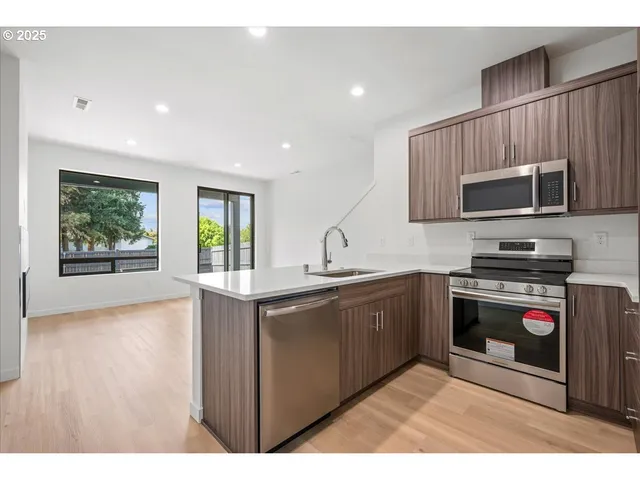 $449,900 | 5012 Northeast 113th Street, Vancouver, WA 98686