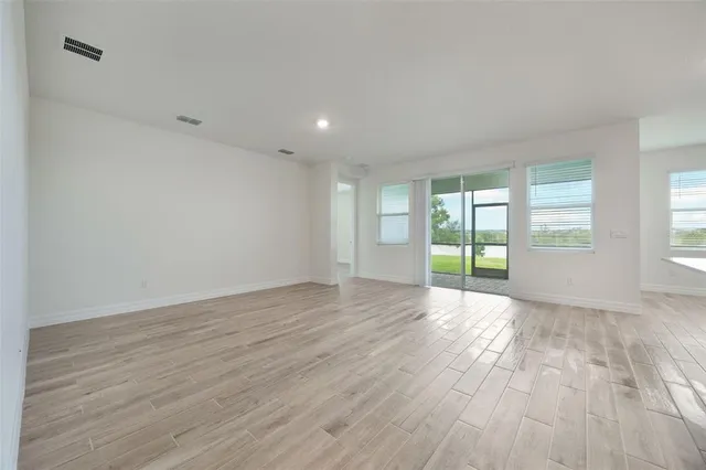 $523,990 | 8612 Bridgeport Bay Circle, Mount Dora, FL 32757