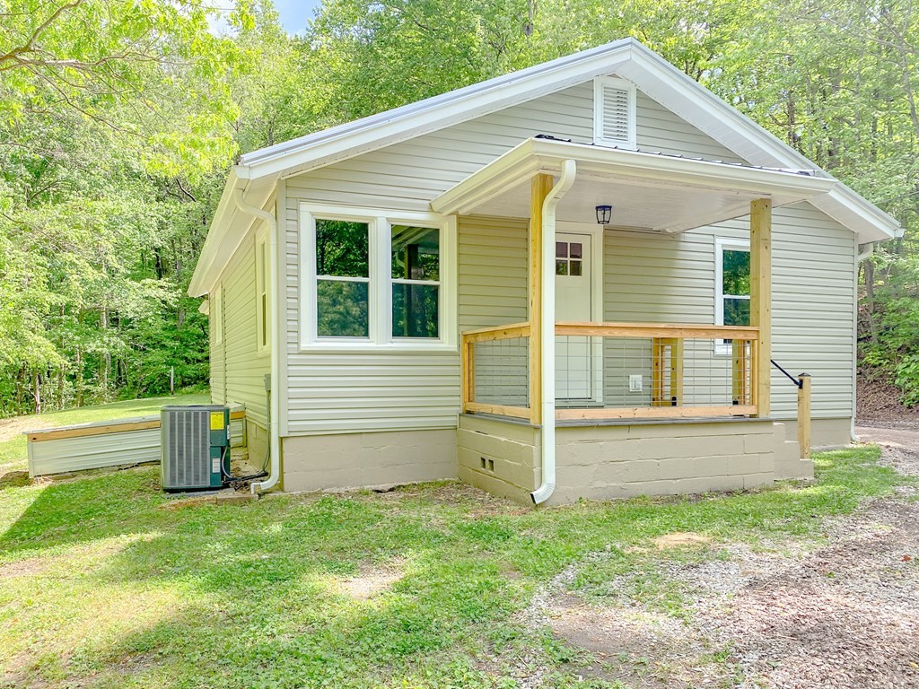 147 Little Emory Rd Lane Harriman, TN 37748 - Photo 38 of 40 Gallery Image 38
