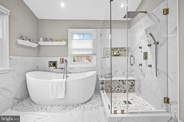 $1,574,000 | 2169 Westglen Court, Vienna, VA 22182