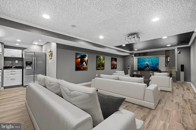 $1,574,000 | 2169 Westglen Court, Vienna, VA 22182