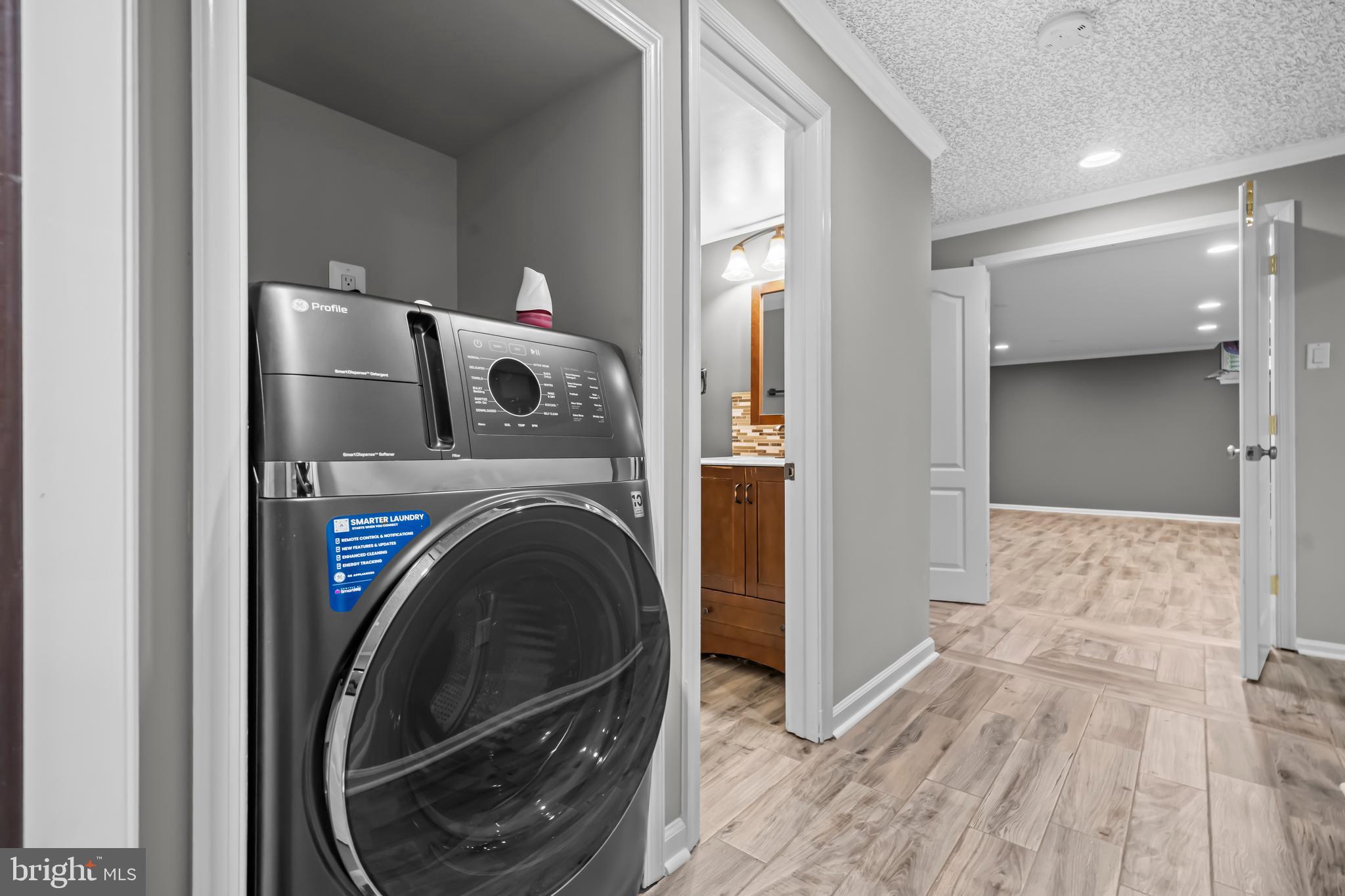 2169 Westglen Court Vienna, VA 22182 - Photo 43 of 63