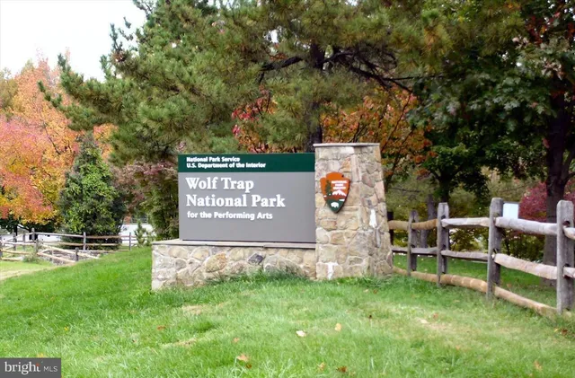 $1,574,000 | 2169 Westglen Court, Vienna, VA 22182