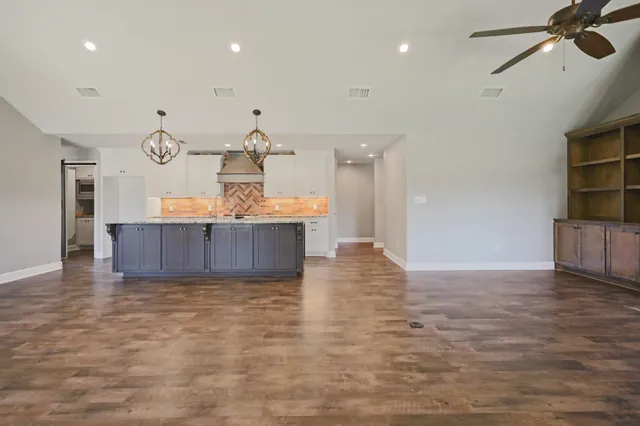 $2,200,000 | 7002 50th Street, Lubbock, TX 79407