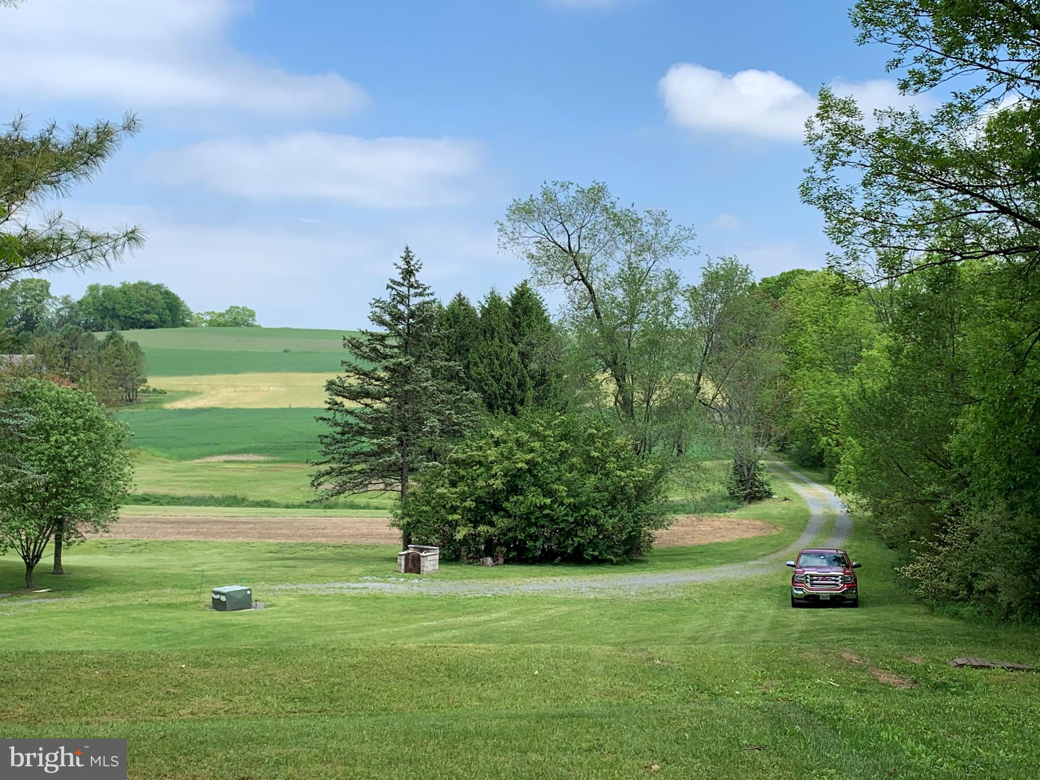 9162 Gackenbach Road Kempton, PA 19529 - Photo 4 of 38 Gallery Image 4