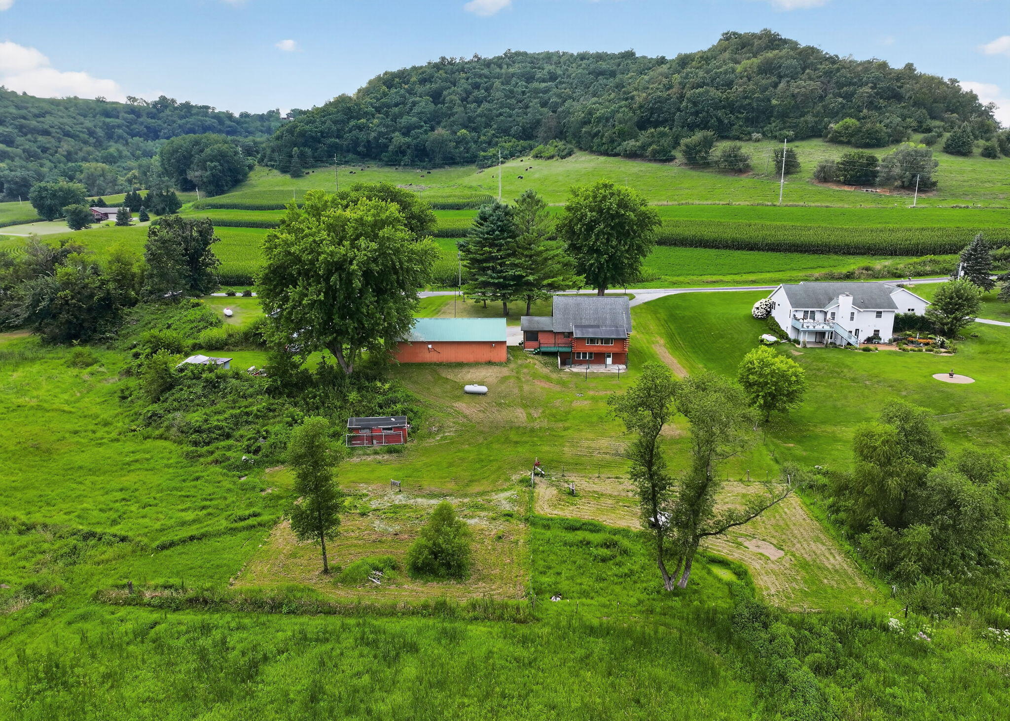 565 Beckman Road La Crescent, MN 55947 - Photo 37 of 50 Back Aerial