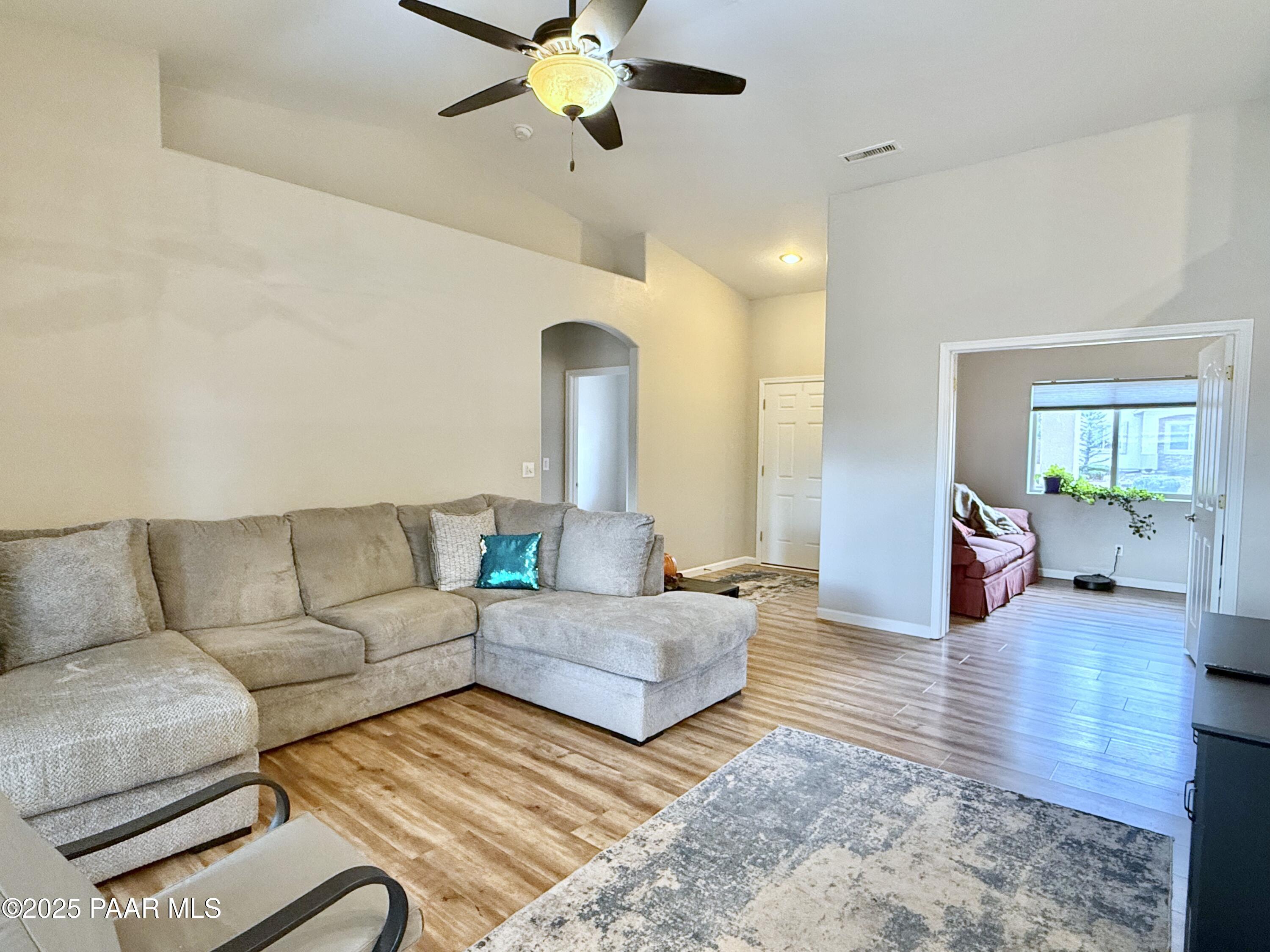 6622 Farmstead Road Prescott Valley, AZ 86314 - Photo 11 of 52 07 Living Room