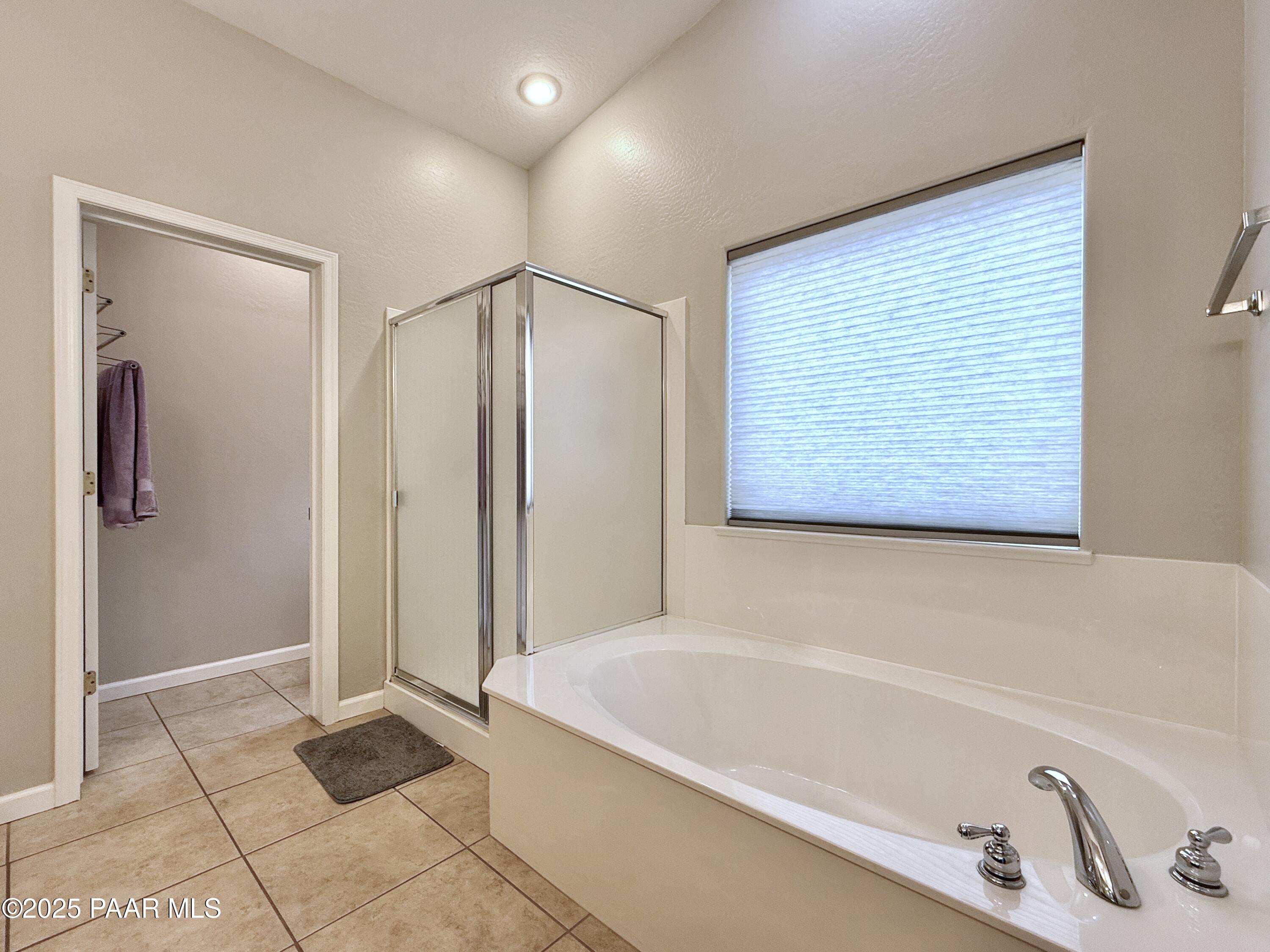 6622 Farmstead Road Prescott Valley, AZ 86314 - Photo 28 of 52 24 Master Bathoom