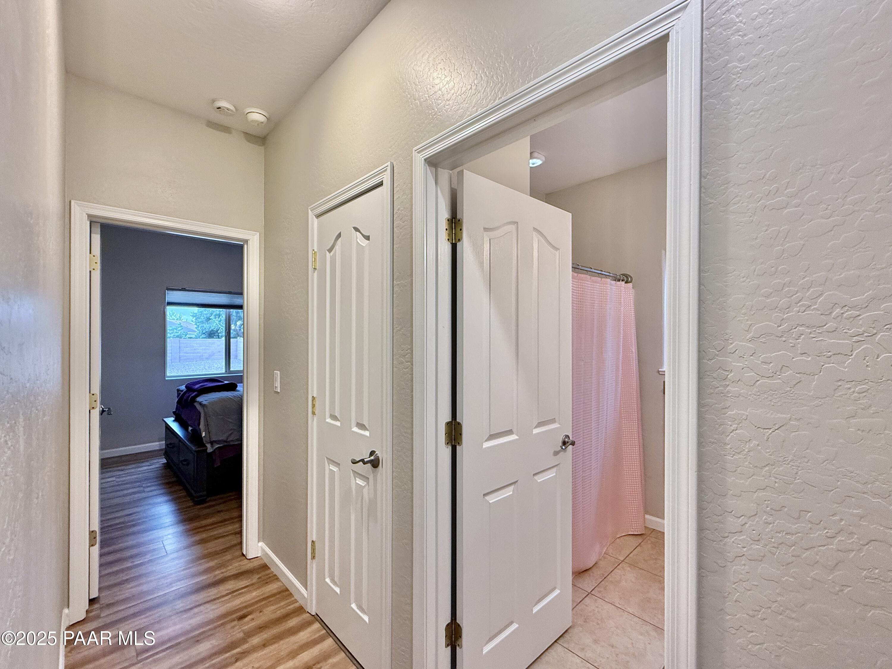 6622 Farmstead Road Prescott Valley, AZ 86314 - Photo 39 of 52 36 Hallway to Guest Bedrooms