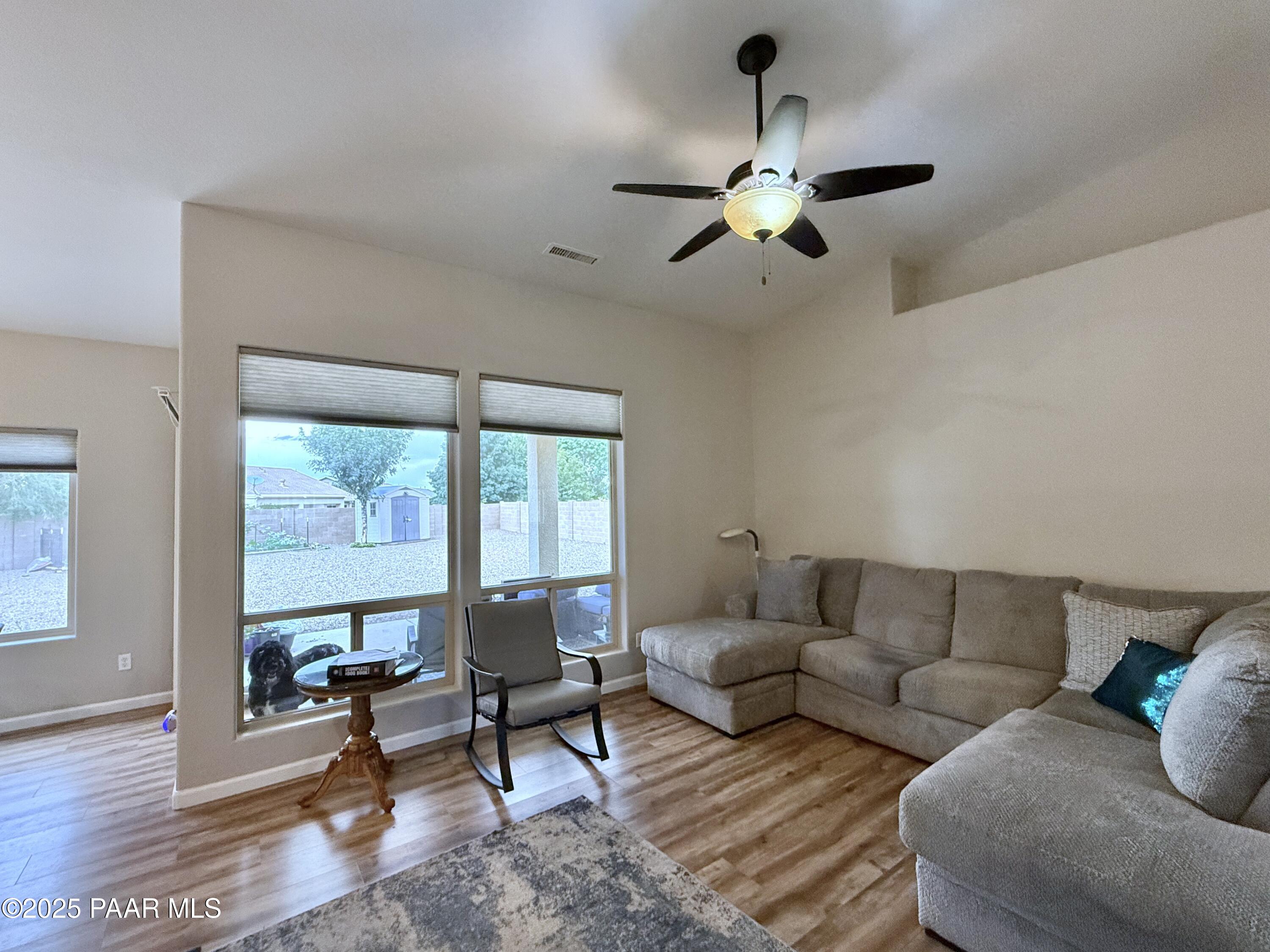 6622 Farmstead Road Prescott Valley, AZ 86314 - Photo 10 of 52 06 Great Room