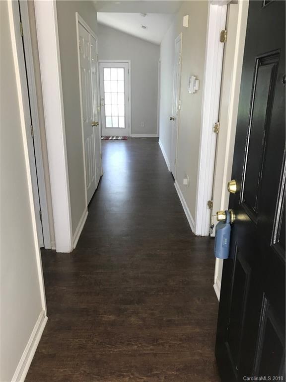 2706 Marmac Road Charlotte, NC 28208 - Photo 3 of 17