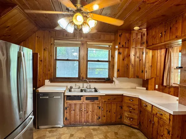$144,900 | 208 North 7th Street, Olivia, MN 56277