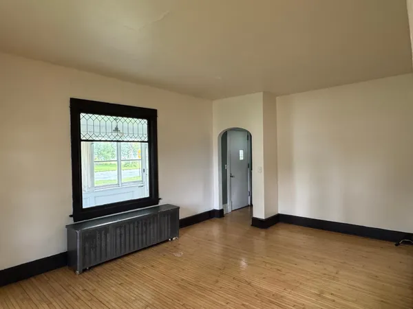 $144,900 | 208 North 7th Street, Olivia, MN 56277
