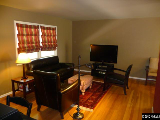 1670 Wesley Drive Reno, NV 89503 - Photo 3 of 8 Photo 3