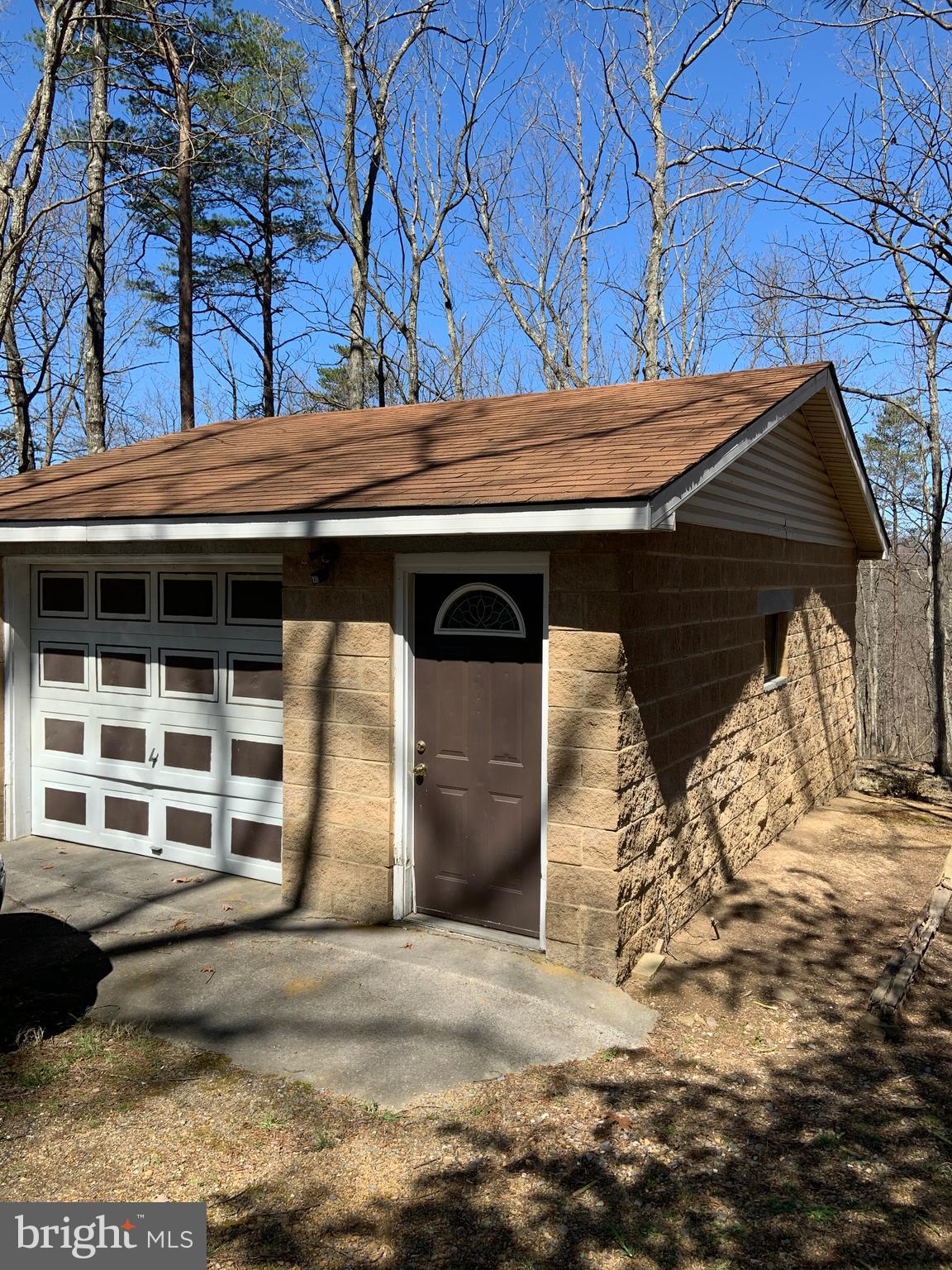 222 Collinsville Road Cross Junction, VA 22625 - Photo 16 of 46 Front view of Garage