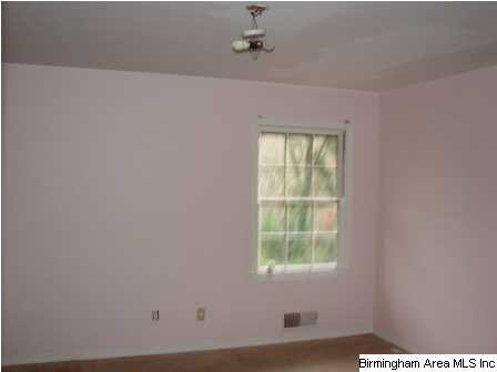 212 Remington Road Birmingham, AL 35215 - Photo 13 of 20