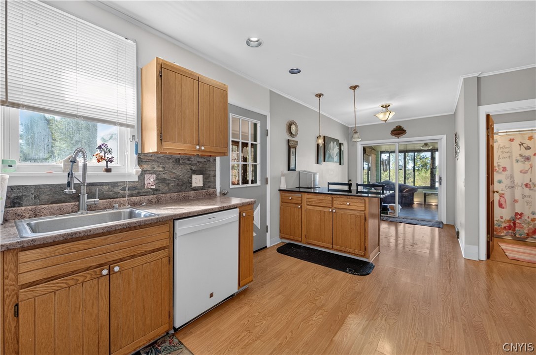 5367 Bear Road Clay, NY 13212 - Photo 7 of 50 Gallery Image 7