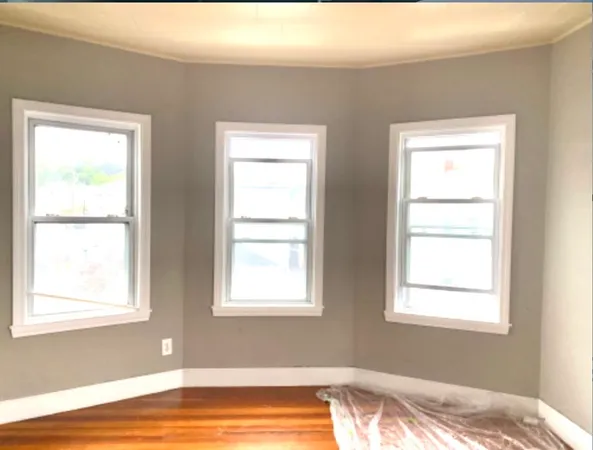 $3,400 | 15 Sturtevant Avenue, Unit 1, Norwood, MA 02062