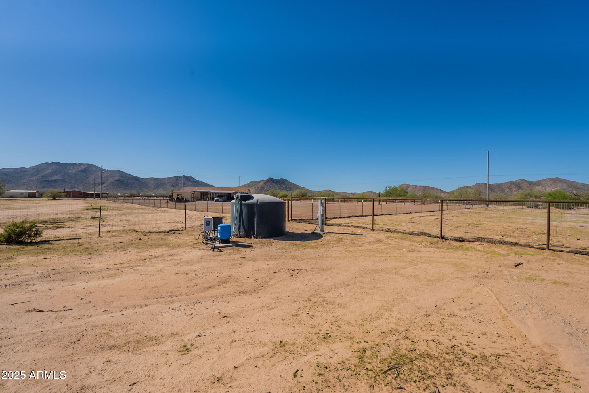 56783 West Papago Road Maricopa, AZ 85139 - Photo 11 of 47 45-web-or-mls-ListerPros-45