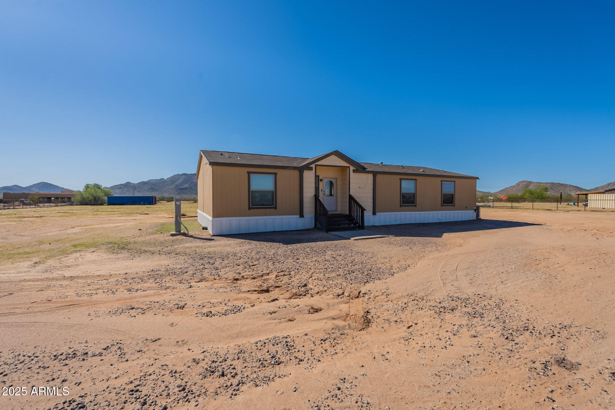 56783 West Papago Road Maricopa, AZ 85139 - Photo 6 of 47 8-web-or-mls-ListerPros-8