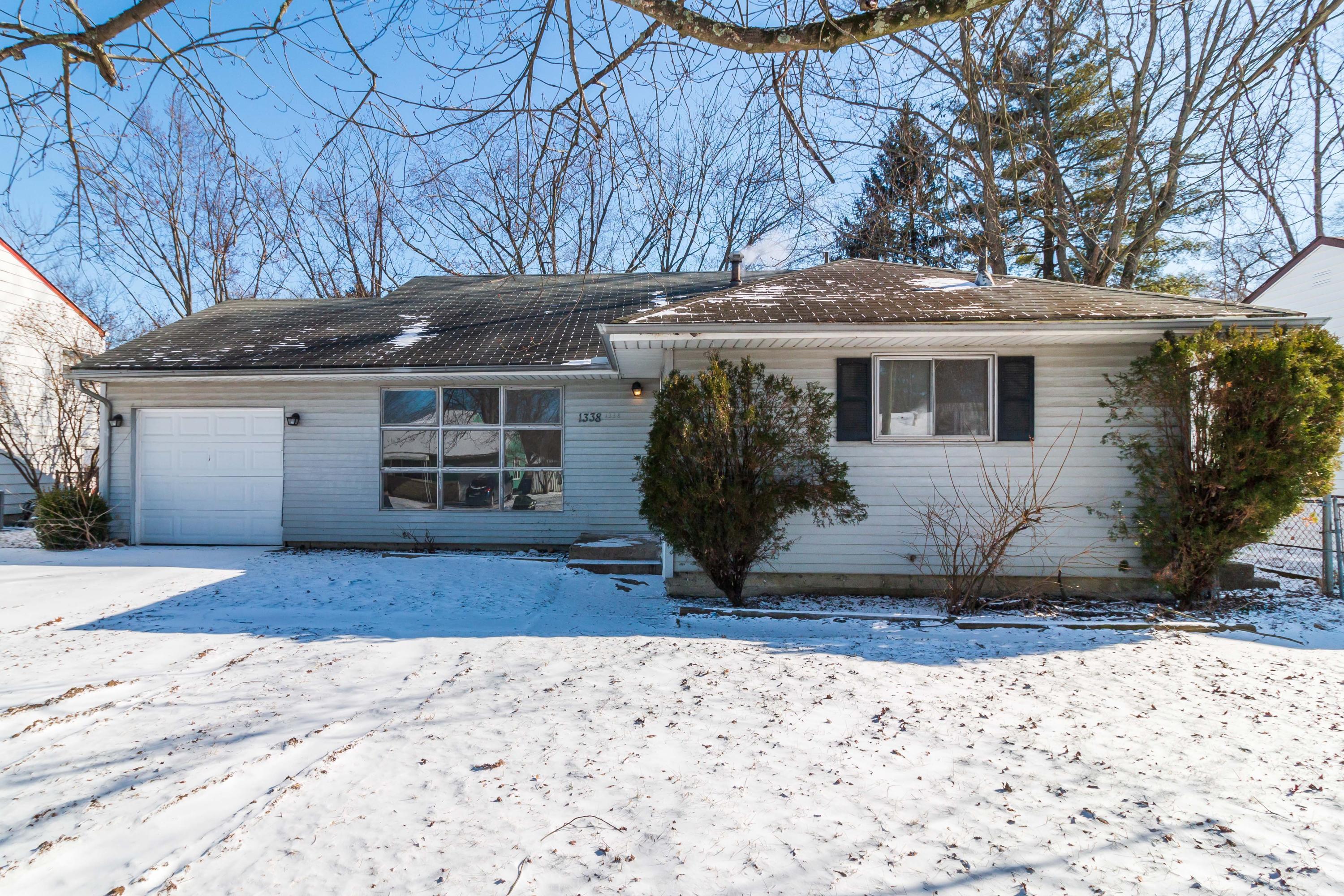 1338 Country Club Road Columbus, OH 43227 - Photo 3 of 42 Gallery Image 3