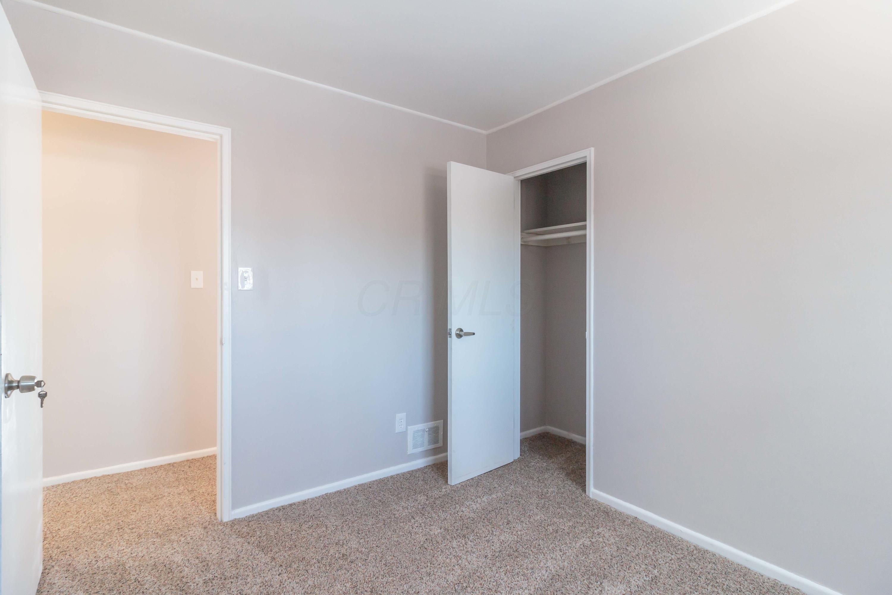 1338 Country Club Road Columbus, OH 43227 - Photo 32 of 42 Gallery Image 32