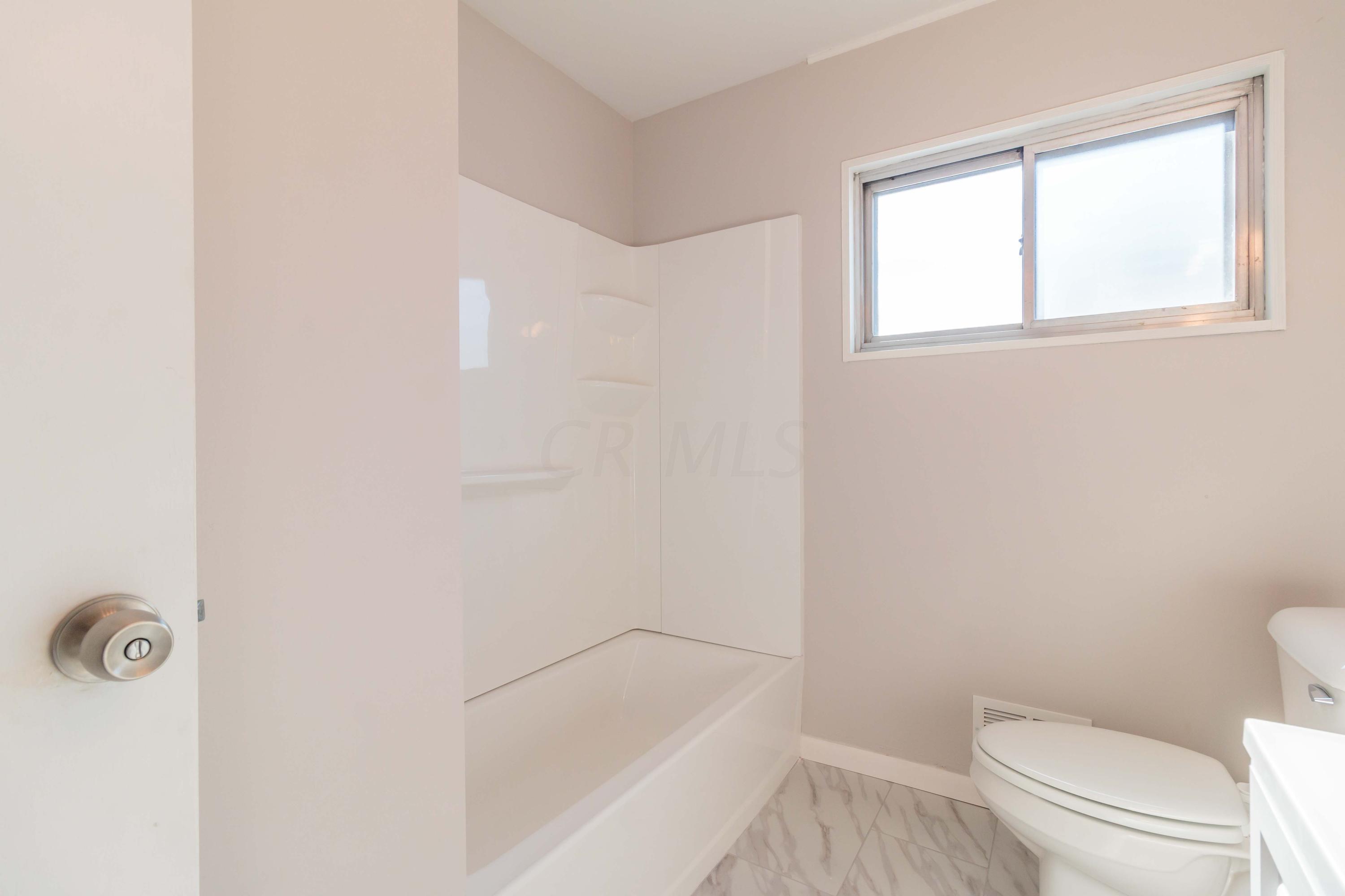 1338 Country Club Road Columbus, OH 43227 - Photo 36 of 42 Gallery Image 36