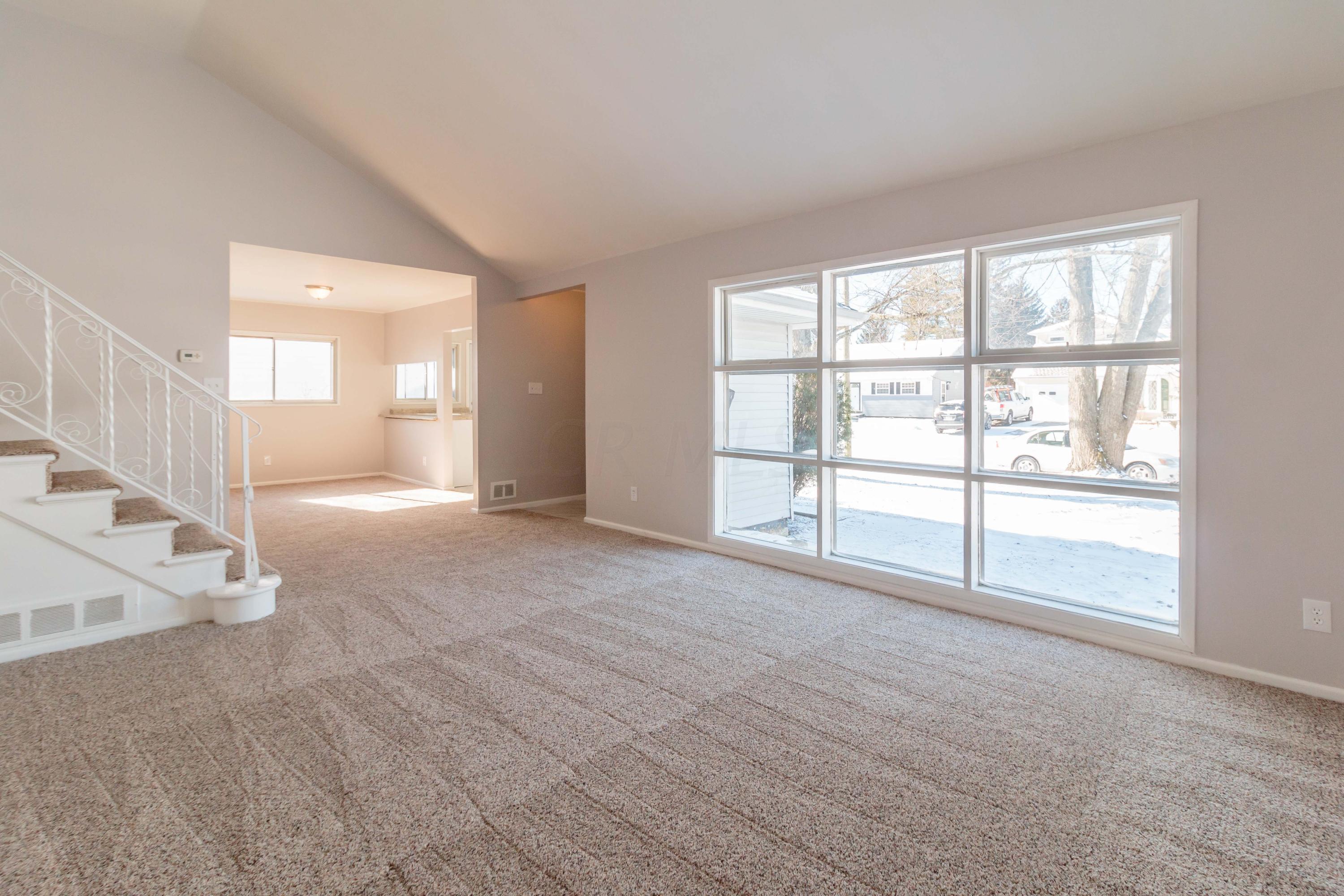 1338 Country Club Road Columbus, OH 43227 - Photo 5 of 42 Gallery Image 5