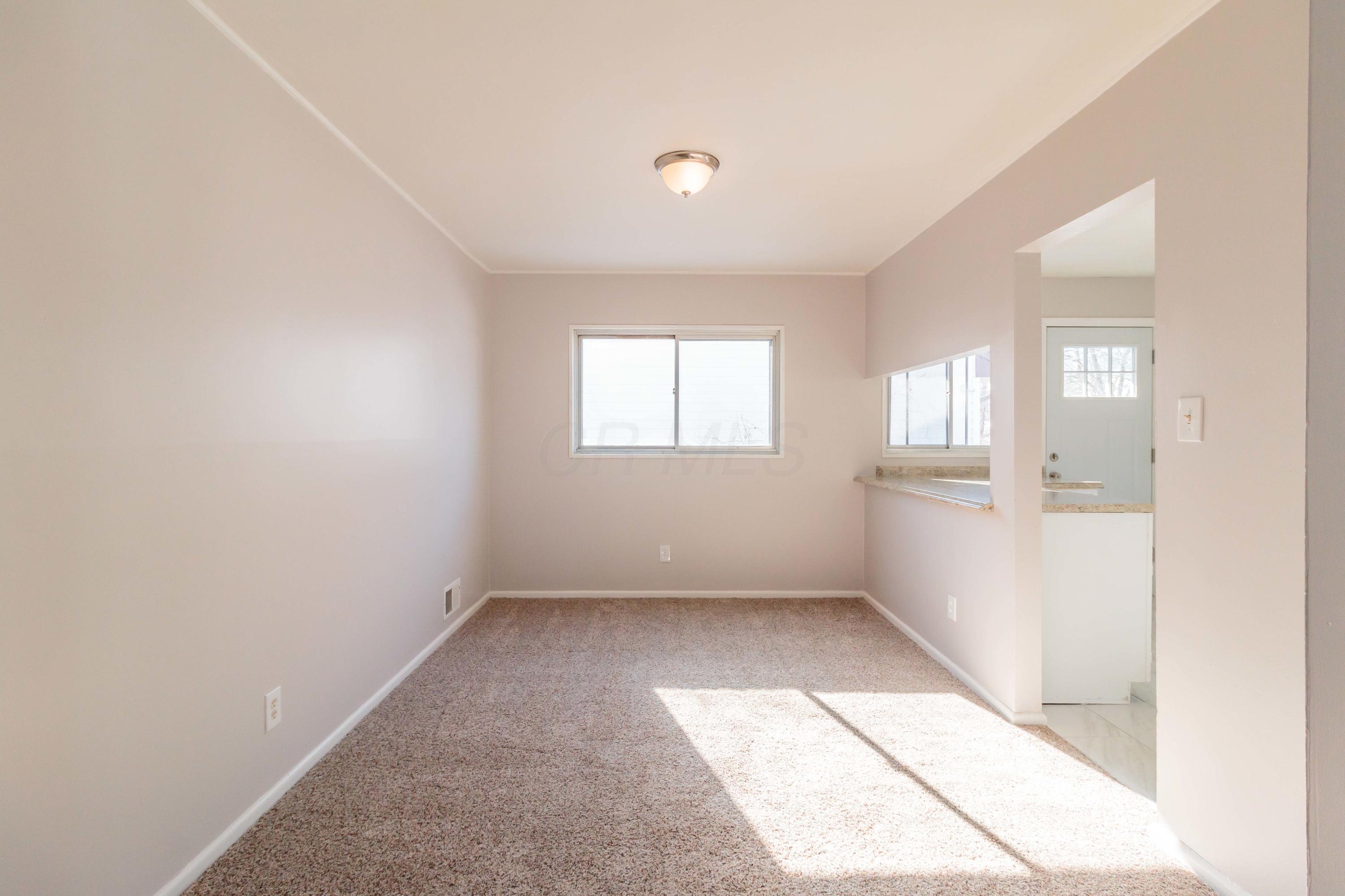 1338 Country Club Road Columbus, OH 43227 - Photo 8 of 42 Gallery Image 8