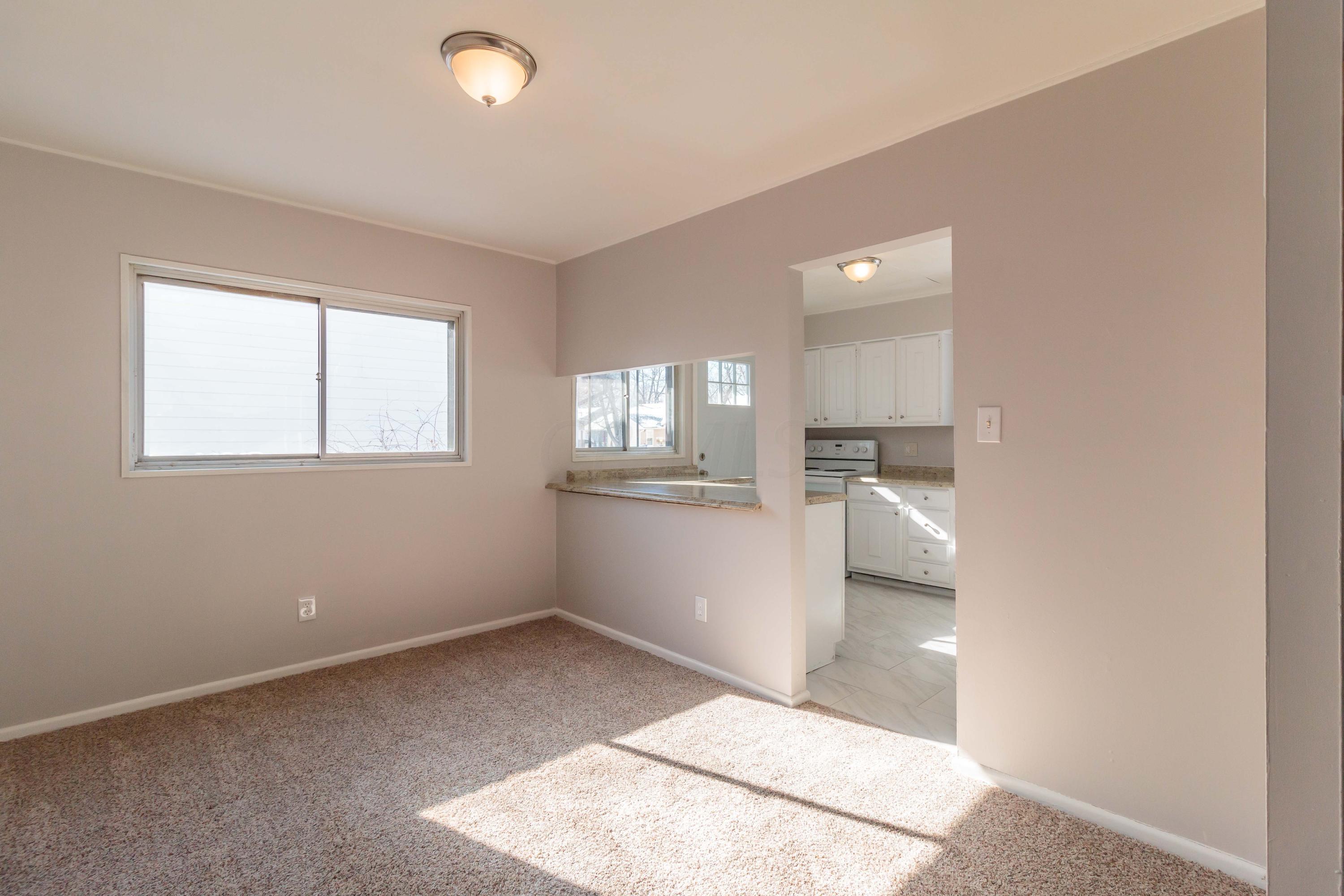 1338 Country Club Road Columbus, OH 43227 - Photo 9 of 42 Gallery Image 9