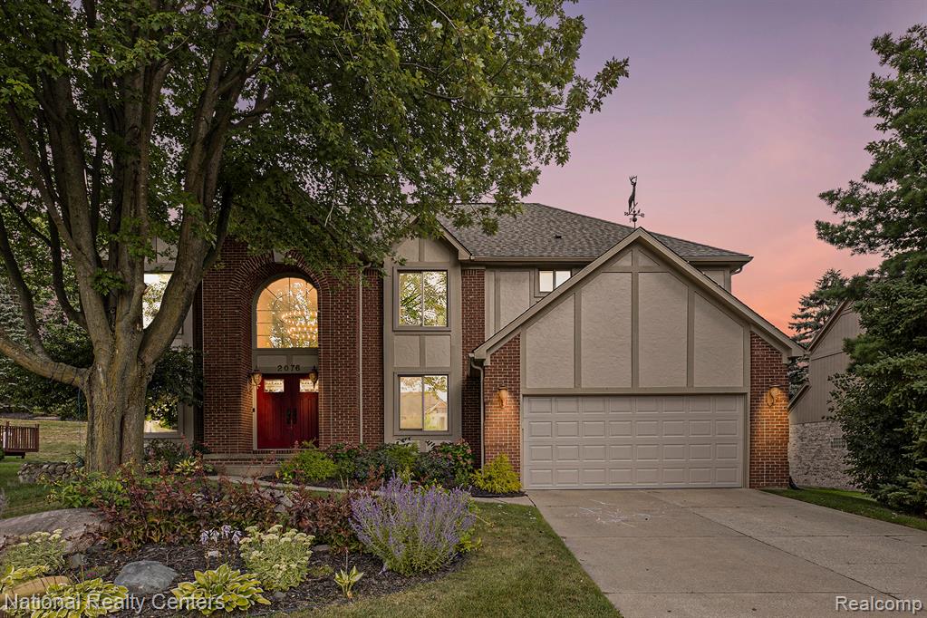 2076 Reagan Drive Rochester Hills, MI 48309 - Photo 2 of 31