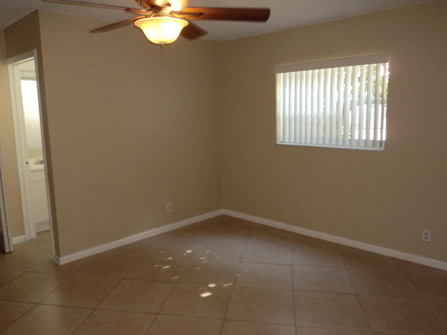 1306 Northwest 2nd Circle Boca Raton, FL 33432 - Photo 11 of 38 1st Mast Bed Rm 2