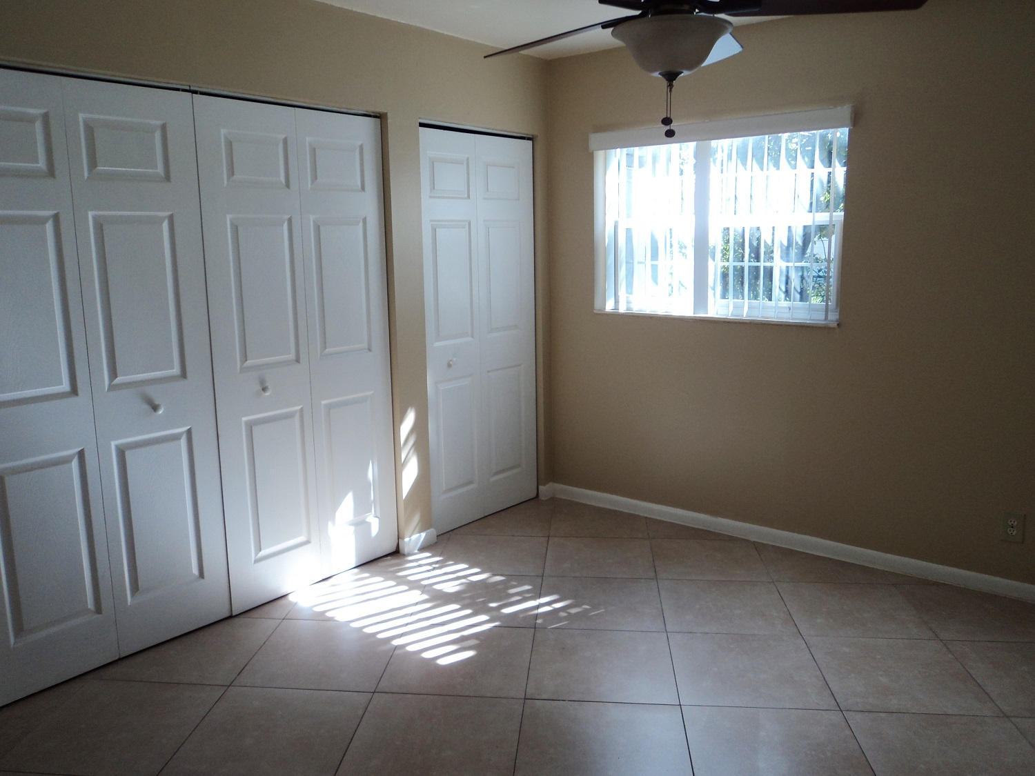 1306 Northwest 2nd Circle Boca Raton, FL 33432 - Photo 20 of 38 2nd Bed Rm