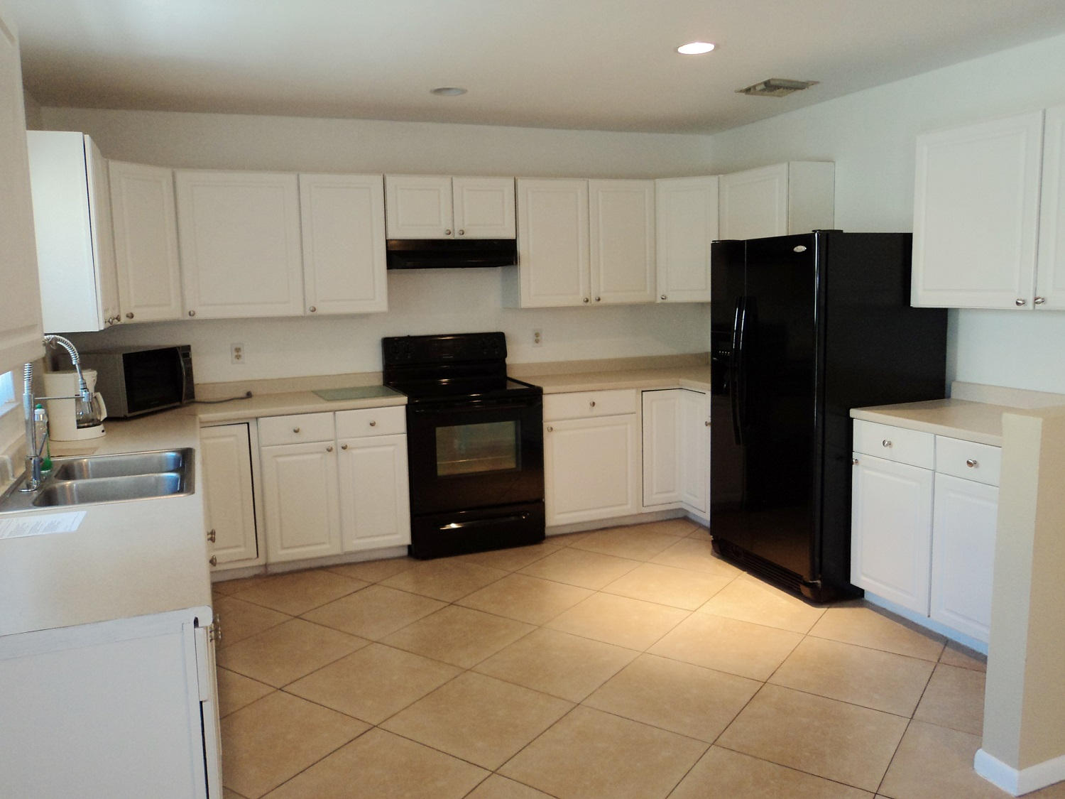 1306 Northwest 2nd Circle Boca Raton, FL 33432 - Photo 7 of 38 Kitchen