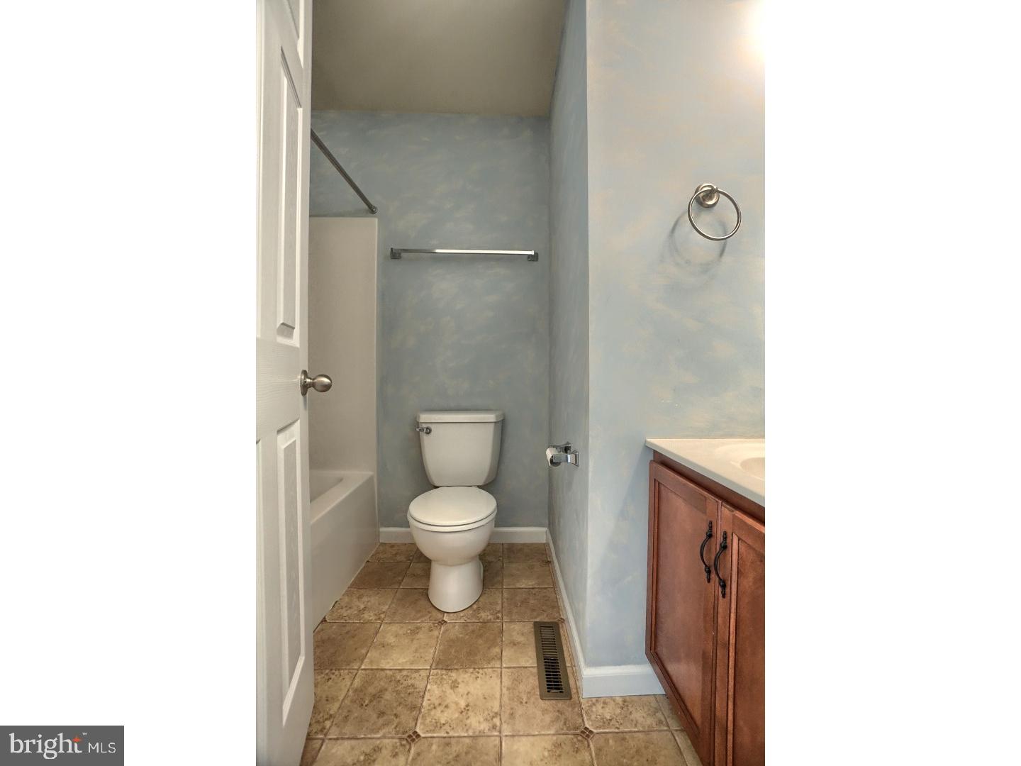 22 Chaser Court Reading, PA 19607 - Photo 22 of 24 Bathroom