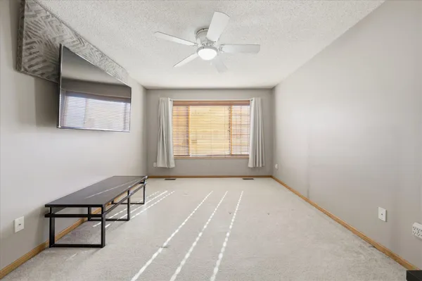 $250,000 | 13808 54th Avenue North, Plymouth, MN 55446