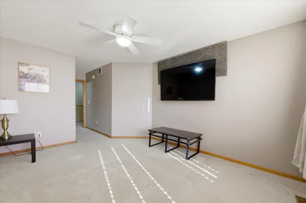 $250,000 | 13808 54th Avenue North, Plymouth, MN 55446