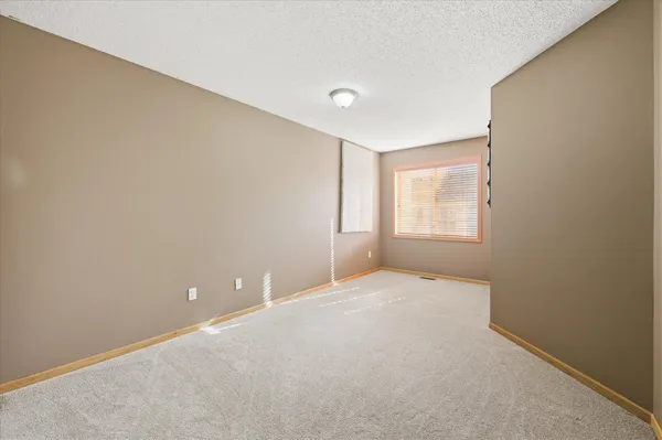 $250,000 | 13808 54th Avenue North, Plymouth, MN 55446