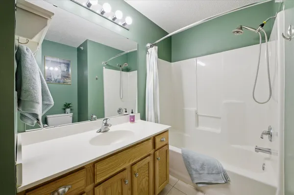 $250,000 | 13808 54th Avenue North, Plymouth, MN 55446